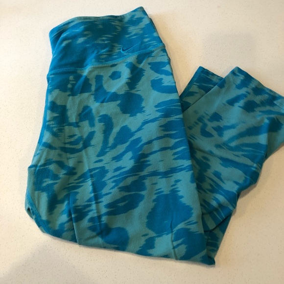 Nike Pants - Nike Workout Capris